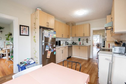 Photo 12 at 4534 W 5th Avenue, Point Grey, Vancouver West