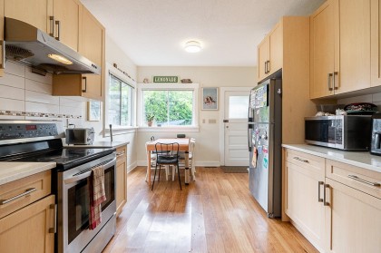 Photo 11 at 4534 W 5th Avenue, Point Grey, Vancouver West
