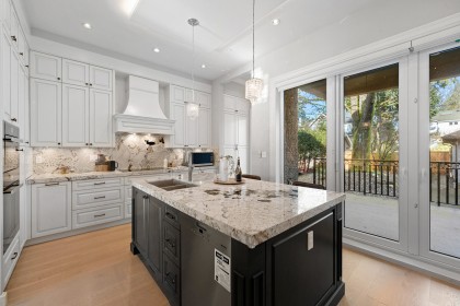 Photo 7 at 3981 W 35th Avenue, Dunbar, Vancouver West