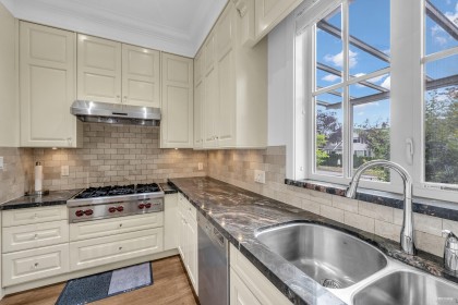 Photo 6 at 7283 Wiltshire Street, South Granville, Vancouver West