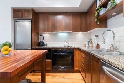 Photo 2 at 608 - 2228 W Broadway, Kitsilano, Vancouver West