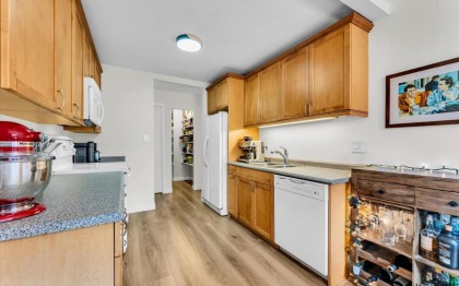 Photo 14 at 102 - 1935 W 1st Avenue, Kitsilano, Vancouver West