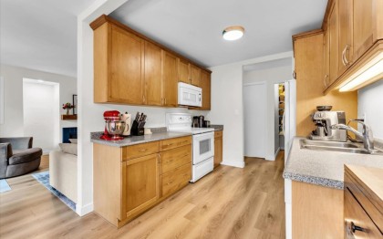 Photo 15 at 102 - 1935 W 1st Avenue, Kitsilano, Vancouver West