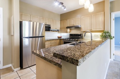 Photo 6 at 416 - 3629 Deercrest Drive, Roche Point, North Vancouver