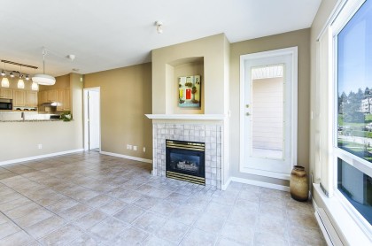 Photo 9 at 416 - 3629 Deercrest Drive, Roche Point, North Vancouver