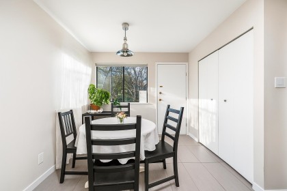 Photo 9 at 3003 Nw Sunnyhurst Road, Lynn Valley, North Vancouver