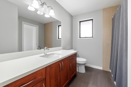 Photo 11 at 3003 Nw Sunnyhurst Road, Lynn Valley, North Vancouver