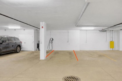 Photo 22 at 307 - 3668 W 10th Avenue, Kitsilano, Vancouver West