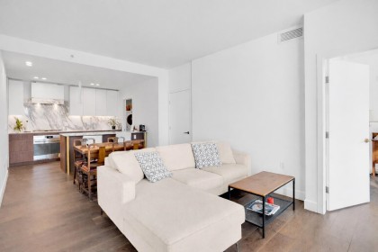 Photo 9 at 307 - 3668 W 10th Avenue, Kitsilano, Vancouver West