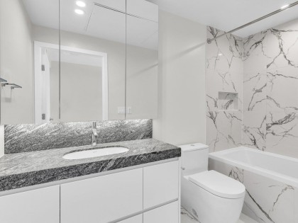 Photo 10 at 307 - 3668 W 10th Avenue, Kitsilano, Vancouver West