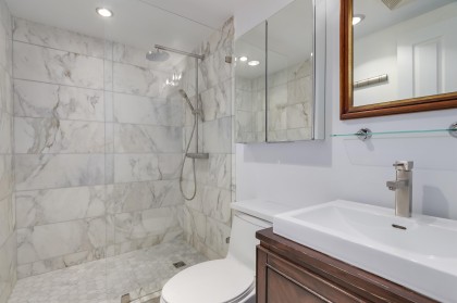 Photo 13 at 118 - 1869 Spyglass Place, False Creek, Vancouver West