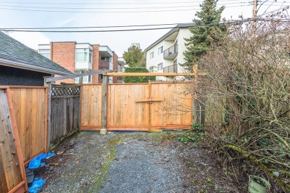Photo 3 at 2155 W 45th Avenue, Kerrisdale, Vancouver West