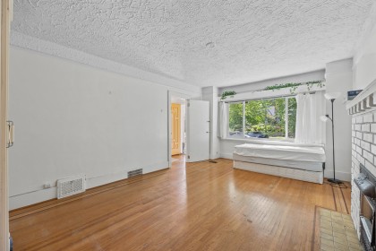 Photo 4 at 3579 W 18th Avenue, Dunbar, Vancouver West