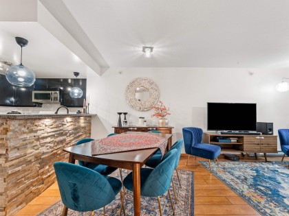 Photo 6 at 306 - 1328 W Pender Street, Coal Harbour, Vancouver West