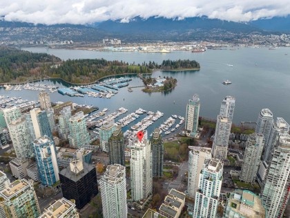 Photo 5 at 306 - 1328 W Pender Street, Coal Harbour, Vancouver West