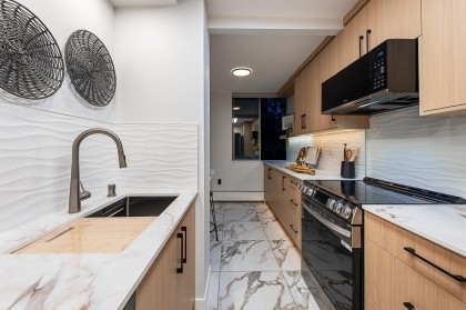 Photo 5 at 608 - 2004 Fullerton Avenue, Pemberton NV, North Vancouver