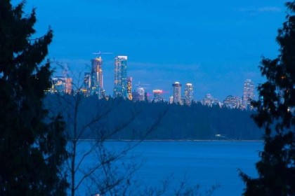 Photo 3 at 457 Hillcrest Street, Westmount WV, West Vancouver