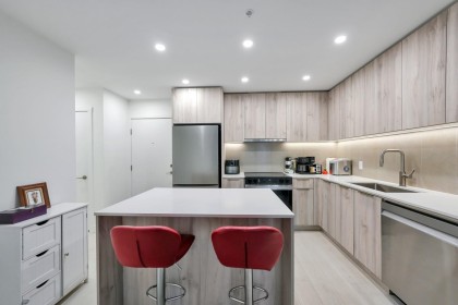 Photo 5 at 409 - 3596 Malsum Drive, Roche Point, North Vancouver