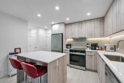 Photo 4 at 409 - 3596 Malsum Drive, Roche Point, North Vancouver