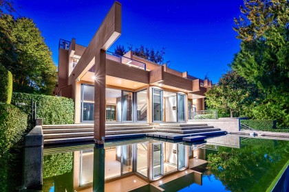 Photo 2 at 687 Beachview Drive, Dollarton, North Vancouver