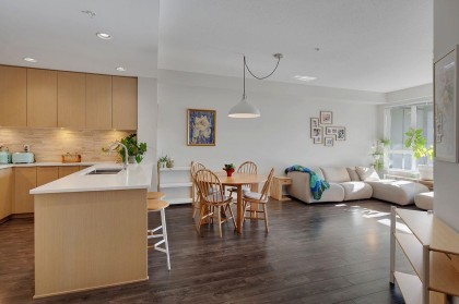 Photo 7 at 207 - 3825 Cates Landing Way, Roche Point, North Vancouver