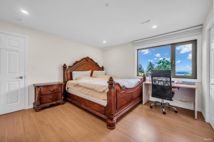 Photo 34 at 2662 Chelsea Place, Chelsea Park, West Vancouver