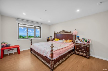 Photo 33 at 2662 Chelsea Place, Chelsea Park, West Vancouver