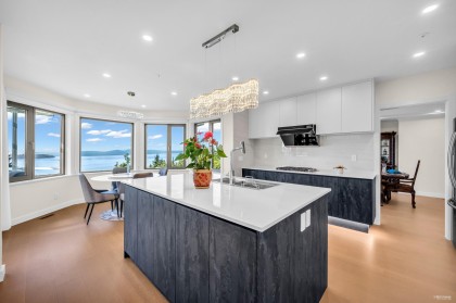 Photo 18 at 2662 Chelsea Place, Chelsea Park, West Vancouver