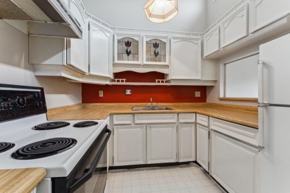 Photo 12 at 310 - 2416 W 3rd Avenue, Kitsilano, Vancouver West