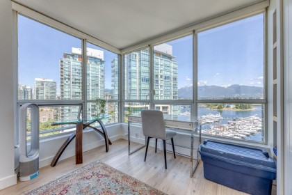 Photo 9 at 1001 - 588 Broughton Street, Coal Harbour, Vancouver West