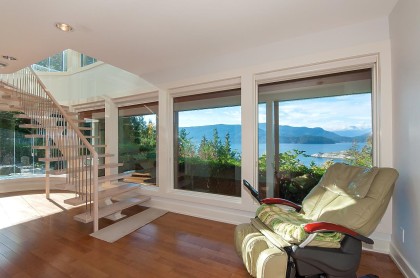 Photo 18 at 6175 Nelson Avenue, Gleneagles, West Vancouver