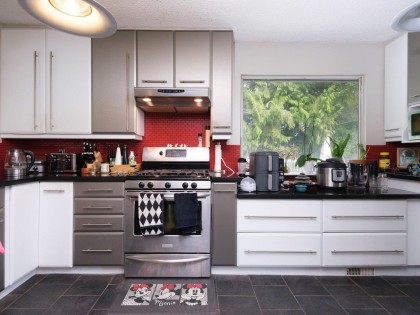 Photo 18 at 530 St. Andrews Road, Glenmore, West Vancouver