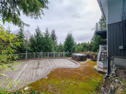 Photo 37 at 530 St. Andrews Road, Glenmore, West Vancouver