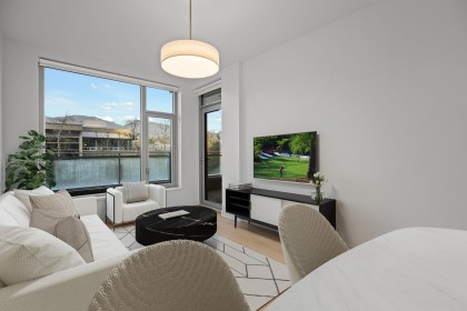 Photo 5 at 310 - 755 Harbourside Drive, Harbourside, North Vancouver