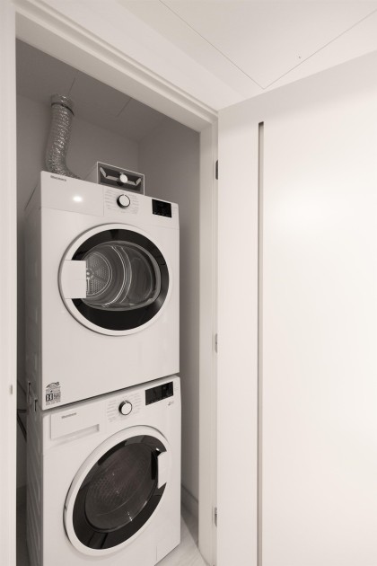 Photo 9 at 310 - 755 Harbourside Drive, Harbourside, North Vancouver