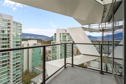 Photo 10 at 2006 - 620 Cardero Street, Coal Harbour, Vancouver West