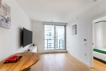 Photo 4 at 2006 - 620 Cardero Street, Coal Harbour, Vancouver West