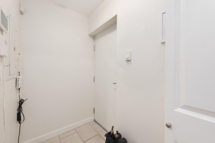 Photo 23 at 319 W 59th Avenue, South Cambie, Vancouver West