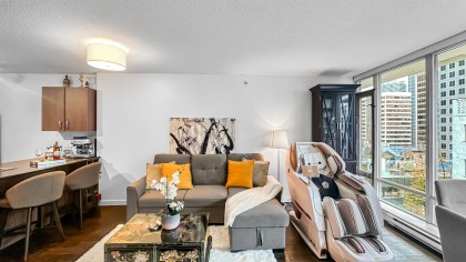 Photo 7 at 616 - 610 Granville Street, Downtown VW, Vancouver West