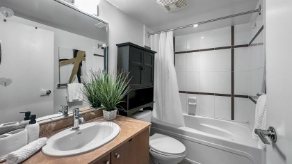 Photo 15 at 616 - 610 Granville Street, Downtown VW, Vancouver West