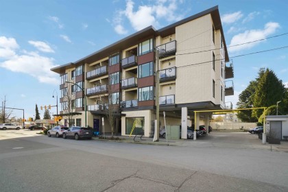 Photo 3 at 204 - 1633 Tatlow Avenue, Pemberton NV, North Vancouver