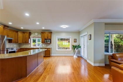 Photo 7 at 3782 Lonsdale Avenue, Upper Lonsdale, North Vancouver