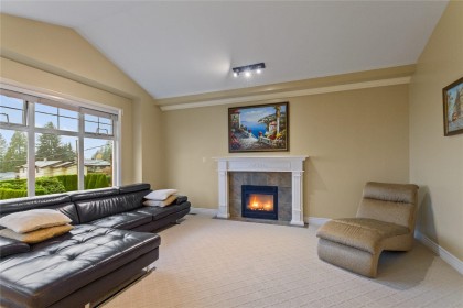 Photo 3 at 3782 Lonsdale Avenue, Upper Lonsdale, North Vancouver