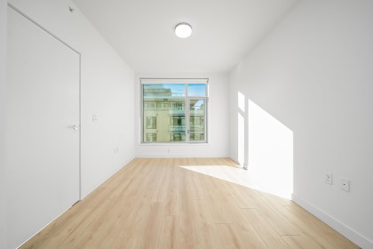 Photo 18 at 619 - 755 Harbourside Drive, Harbourside, North Vancouver