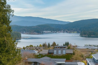 Photo 2 at 873 Baycrest Drive, Dollarton, North Vancouver