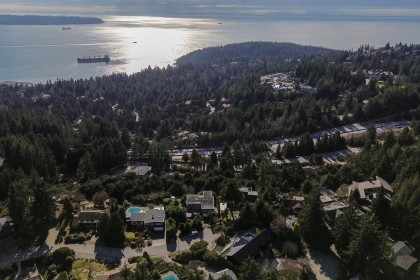Photo 30 at 4582 Woodgreen Court, Cypress Park Estates, West Vancouver