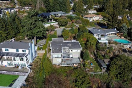 Photo 34 at 4582 Woodgreen Court, Cypress Park Estates, West Vancouver