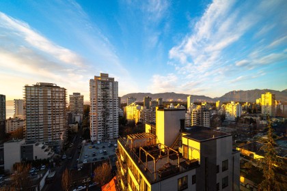 Photo 3 at 1501 - 1740 Comox Street, West End VW, Vancouver West