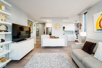 Photo 8 at 1501 - 1740 Comox Street, West End VW, Vancouver West