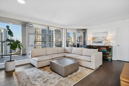 Photo 3 at 1903 - 989 Beatty Street, Yaletown, Vancouver West